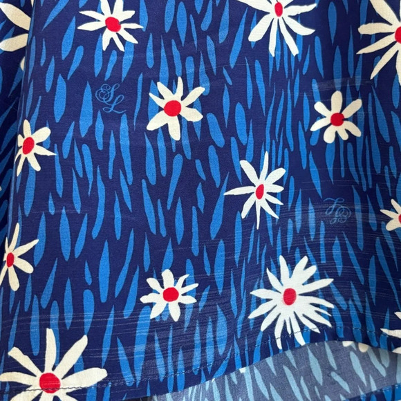 Nieves Lavi 100% Silk Floral Shorts - Picture 6 of 7